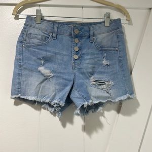 Multi button light washed jean shorts